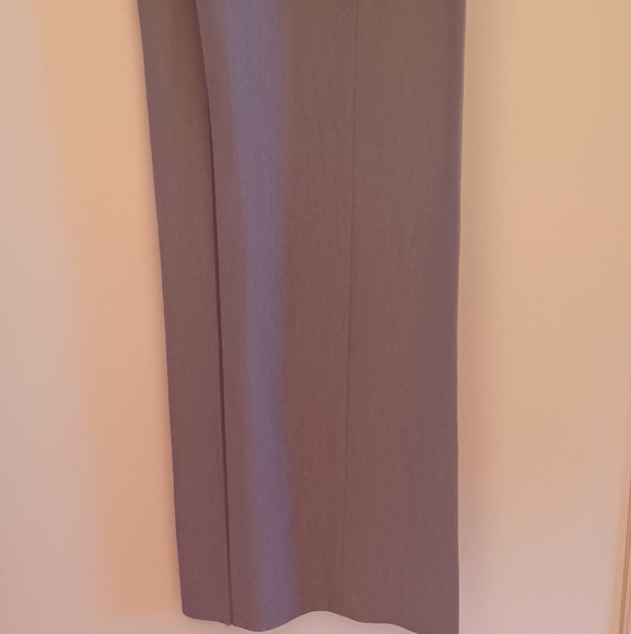 Calvin Klein suit. - Picture 5 of 5